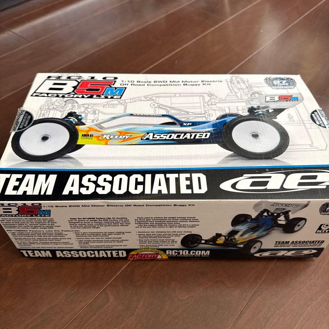 アソシB5Mチャンピオンズエディション新品未開封+ファクトリーライト（ジャンク）