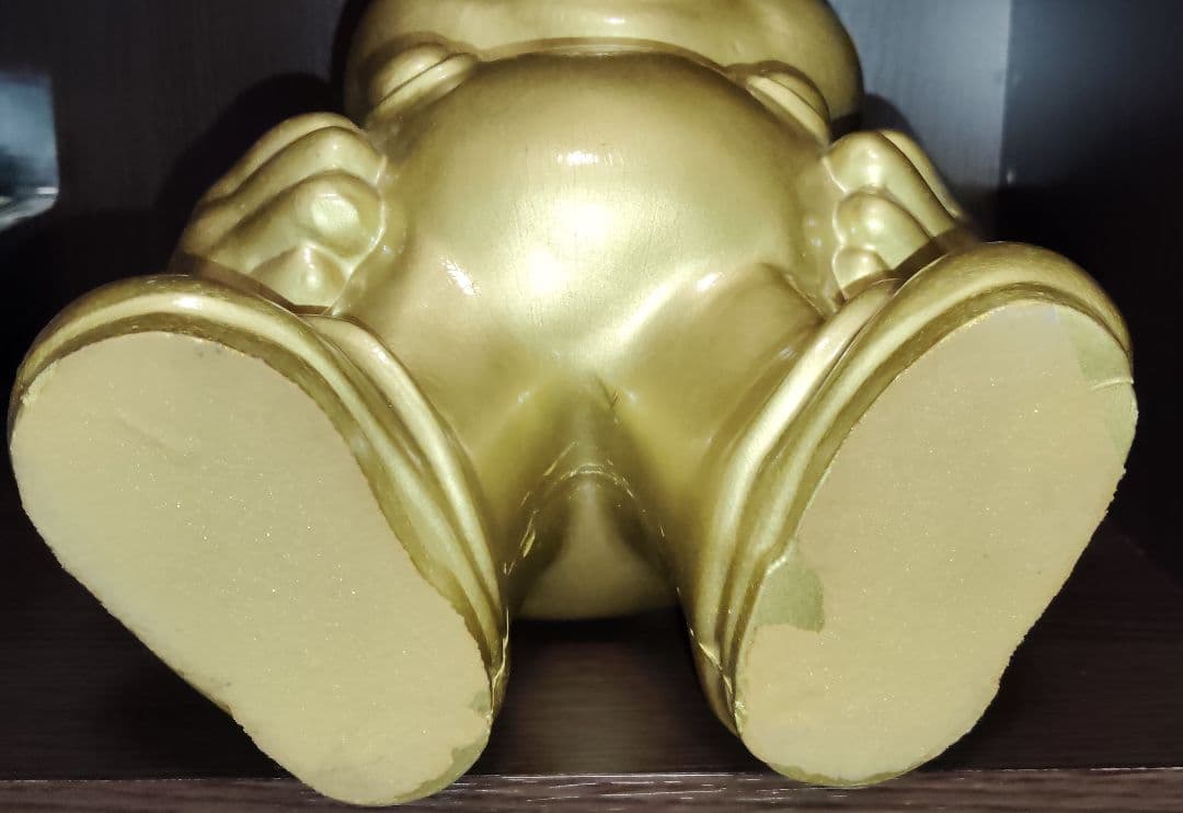 黄金のマリオ像 フィギュア