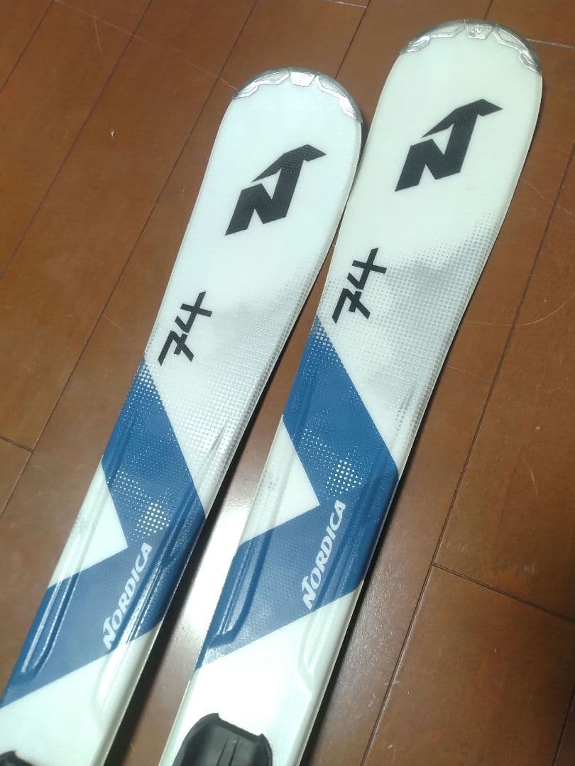 【ミッドスキー☆】135cm　NORDICAスキー板　送料無料！