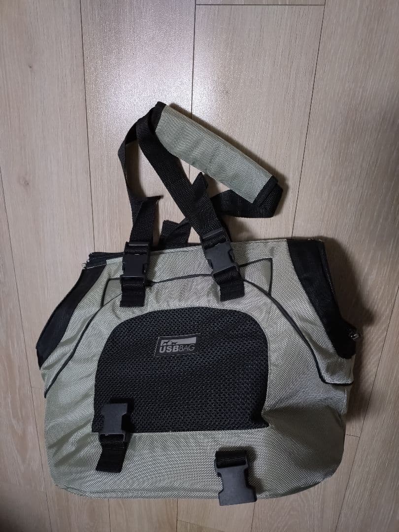 USBAG ペットキャリーバッグ グレー/ブラック