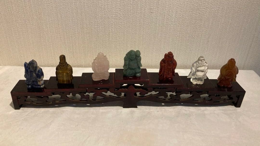 天然石　七福神　台座付き　置物