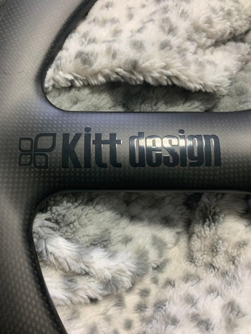 Kitt design Carbon フロント　値下げ交渉有り