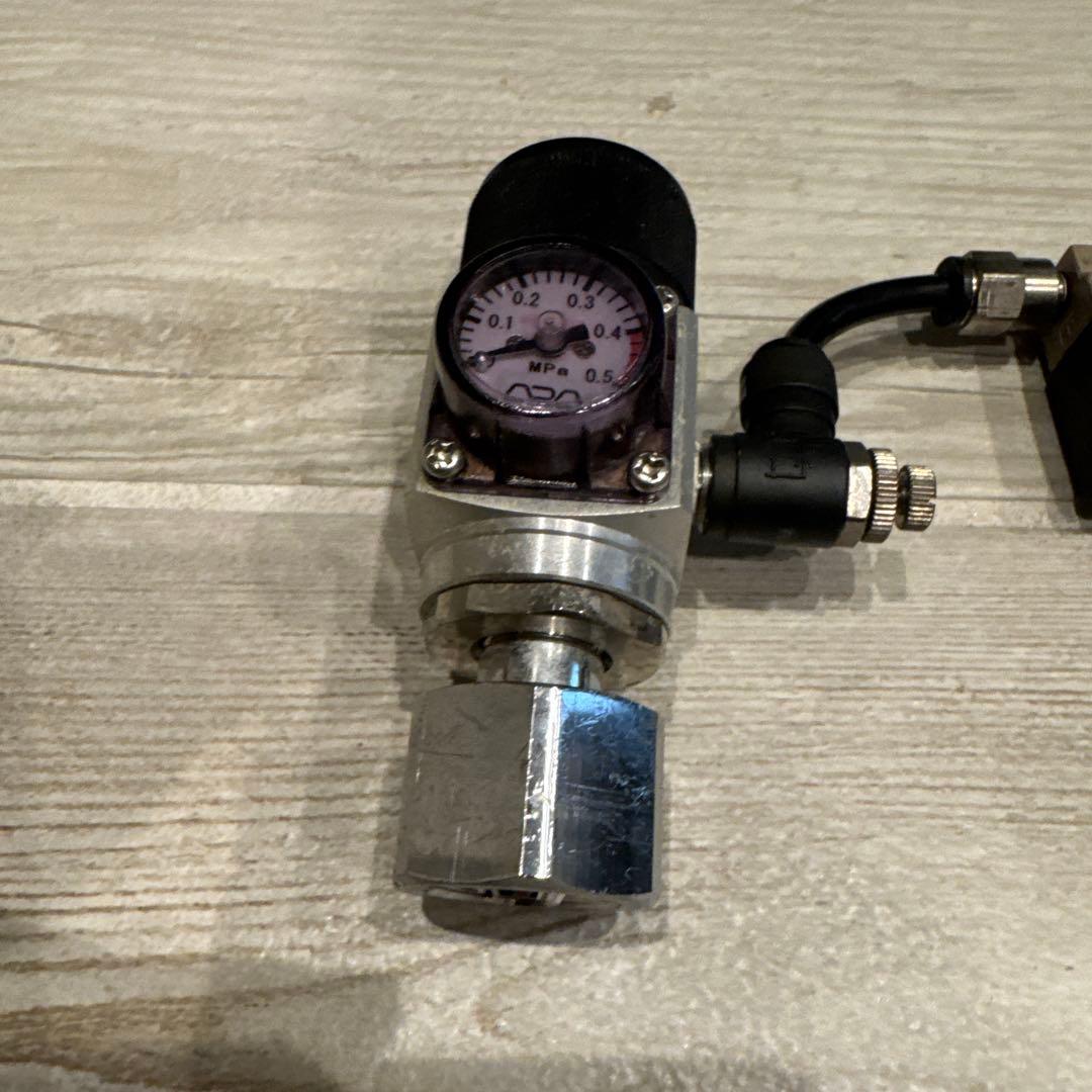 ADA水草水槽用 CO2レギュレーターと ADA 電磁弁 EL バルブセット