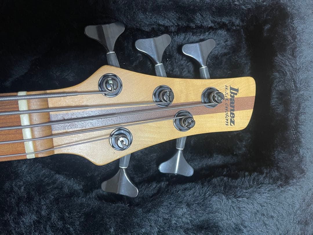 ibanez usa custom 5弦ベース