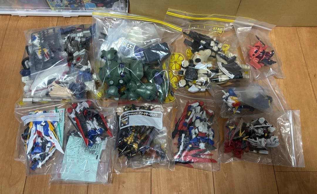 ■*■様 ガンプラ ジャンクまとめ売り 約100体以上