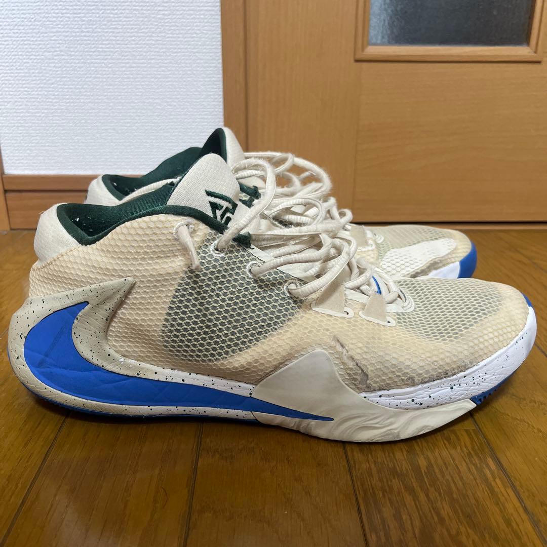 NIKE フリーク1