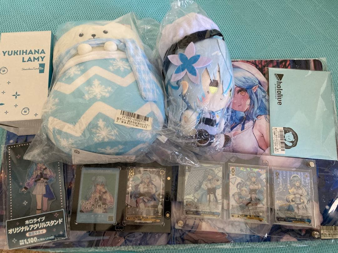 ホロライブ 雪花ラミィグッズ類