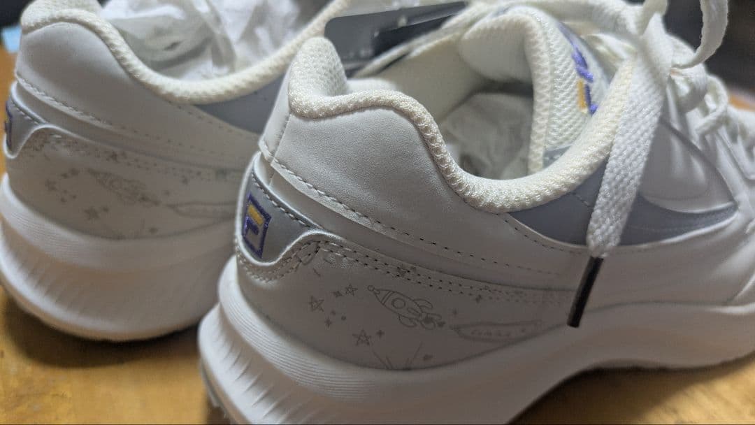 BTS×FILA DNAモデル size23.0 ※特典付き◎