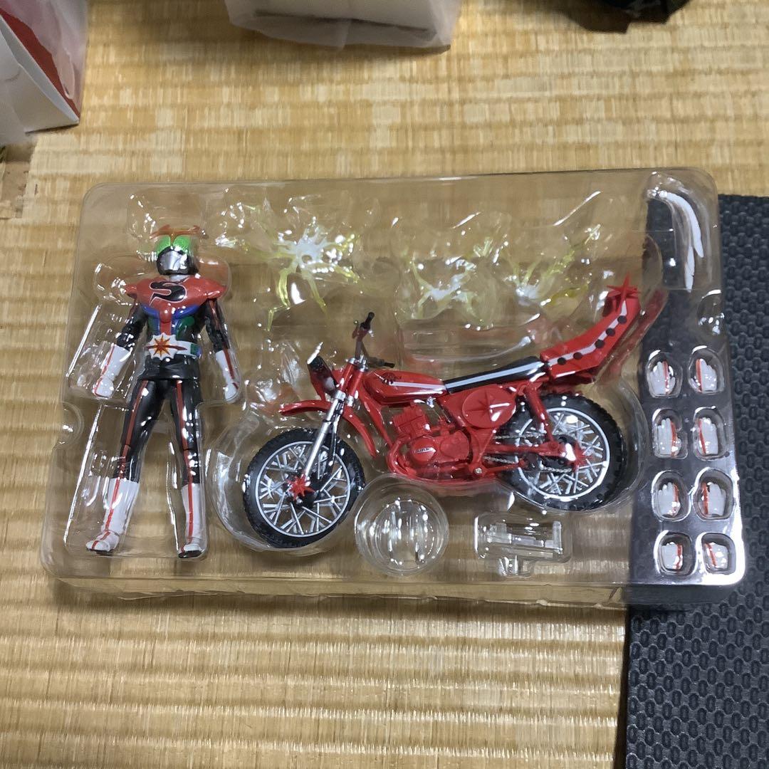 ジ*仁様 期間限定価格　S.H.Figuarts仮面ライダーストロンガー＆カブト