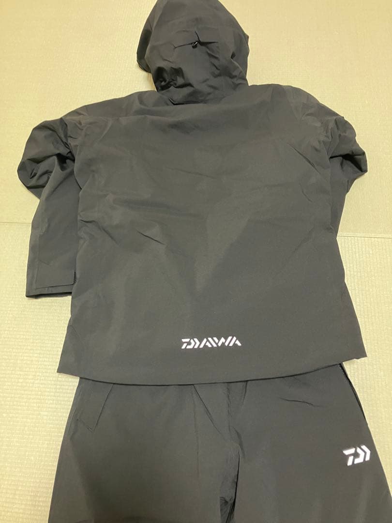 ダイワレインマックスウィンタースーツ サイズL 新品未使用 DW-3524