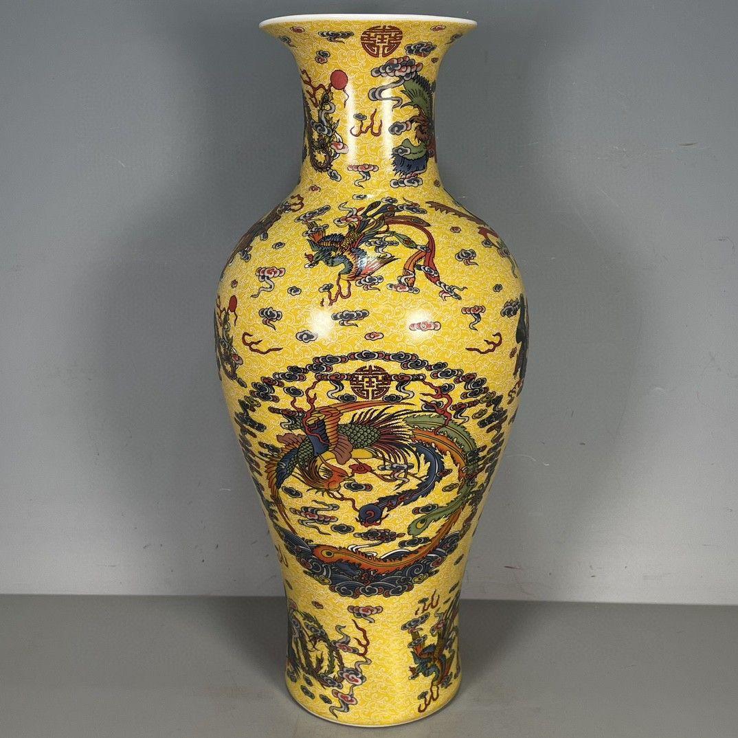 大清雍正黄釉五彩龍紋賞瓶  景徳鎮 陶磁器 装飾品 現代工芸品美術品 置物