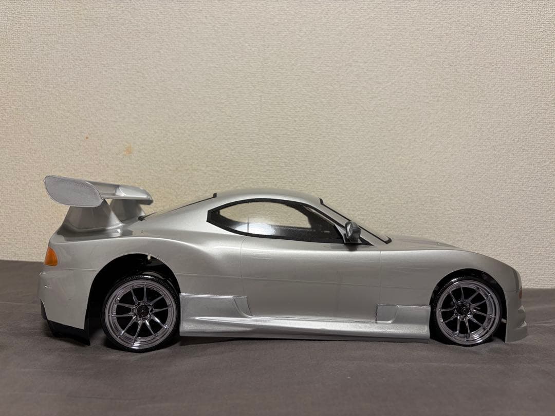 ラジコン ボディ アストンマーティン DB7 1/10 未走行