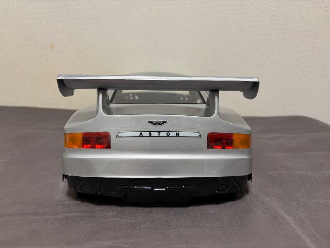 ラジコン ボディ アストンマーティン DB7 1/10 未走行