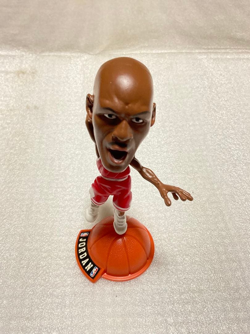1998年／NBA・ジョーダンミニチュア人形。「23」。本体のみ。