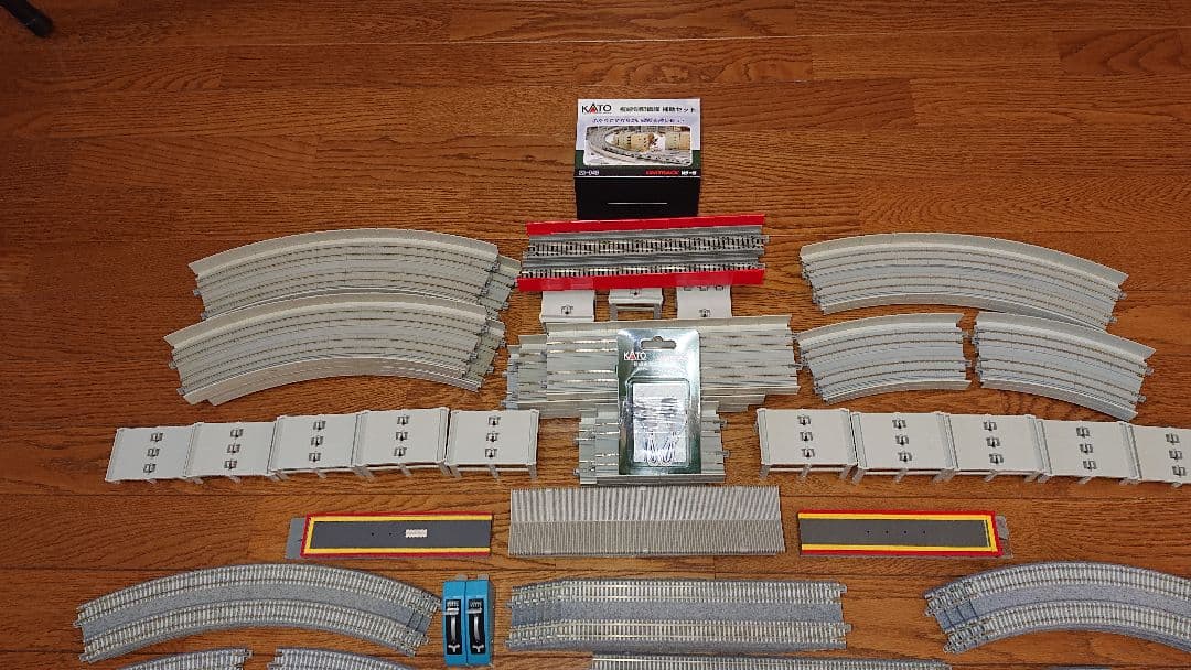 KATO製品 立体交差 複線レイアウト(片渡りポイント・島式ホーム)①