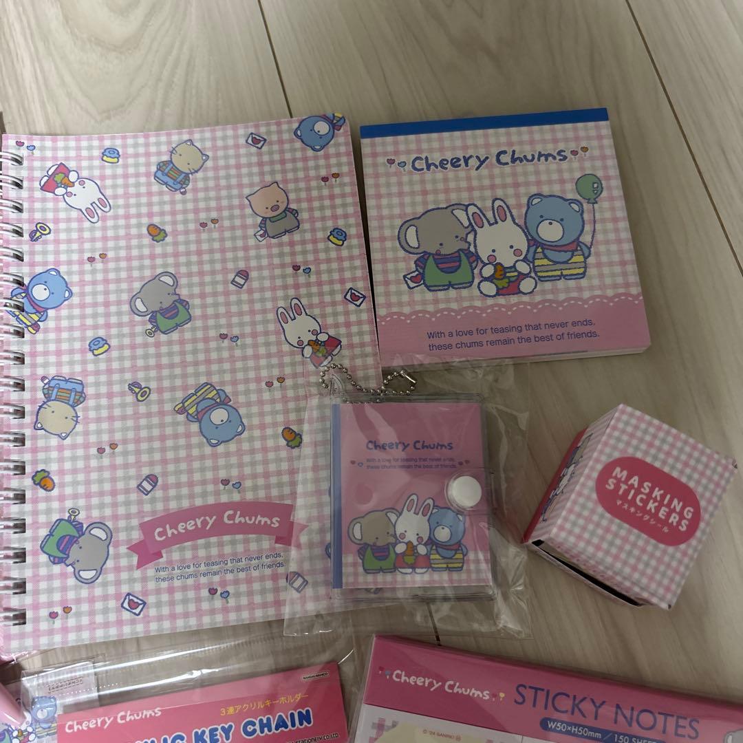 チアリーチャム　ファイル　ノート　シール　キーホルダー　ボールペン　巾着