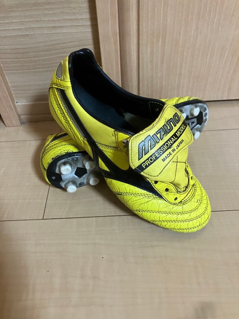 MIZUNO モレリア2 イエロー 30周年 24.0cm