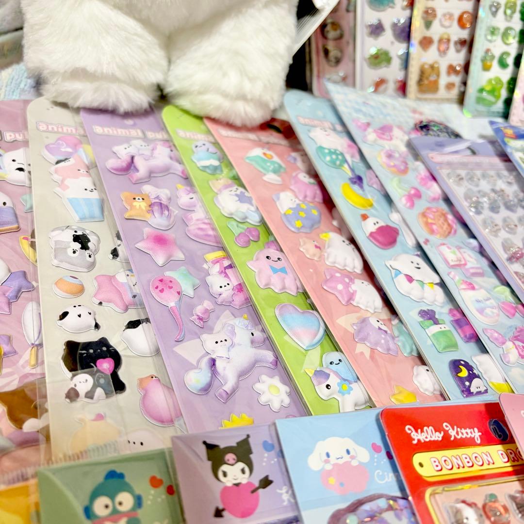 ボンボンドロップシール シール　うるちゅる　タイルシール　サンリオ ディズニー