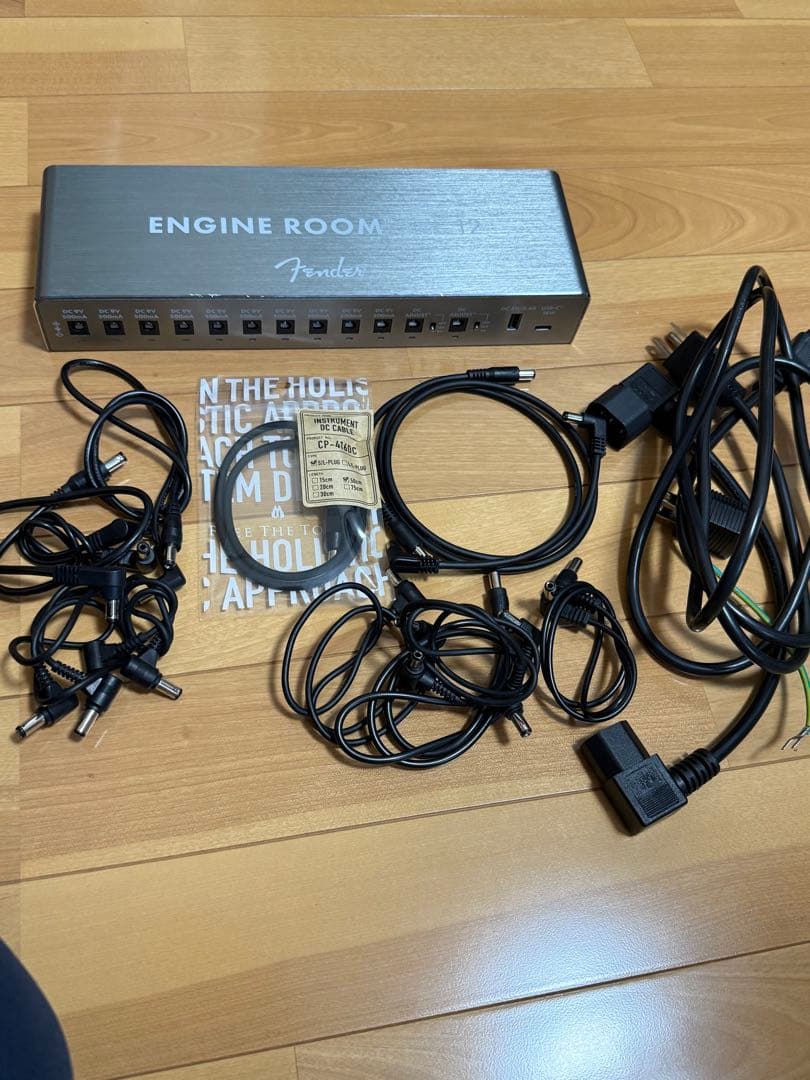 Fender ENGINE ROOM LVL 12 パワーサプライ