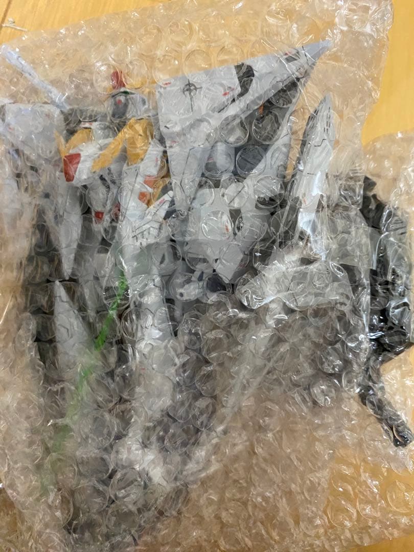 HG ペーネロペー、クスィーガンダム