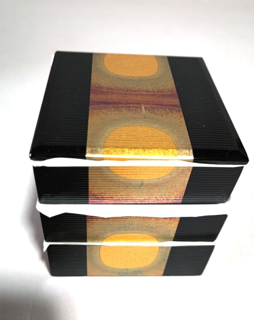 金箔の重箱　箔一　金澤箱　お正月用品