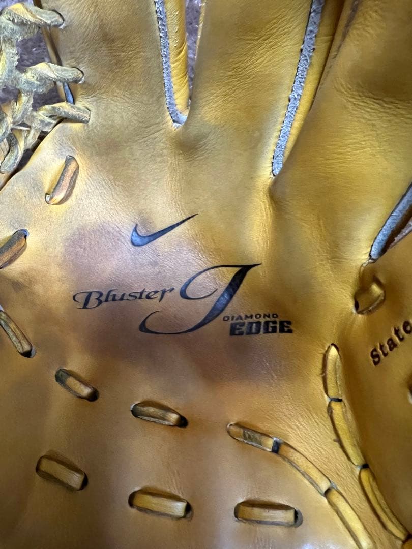 ナイキ硬式内野用グローブ イエロー