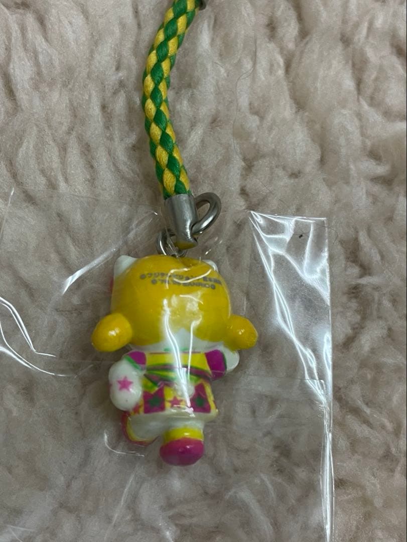 レア！ご当地キティ　キティちゃんゴリエコラボ根付け2個セット