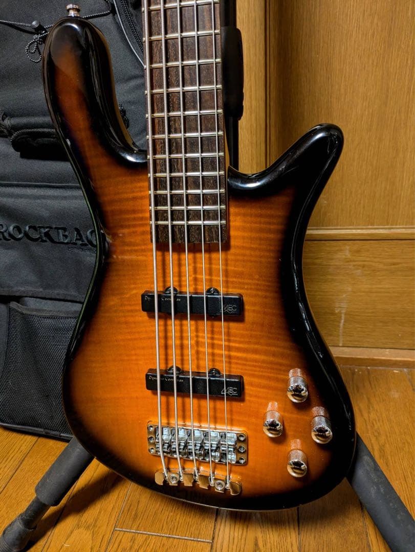 限定品　特殊仕様　サイン入り　Warwick streamer 5弦ベース
