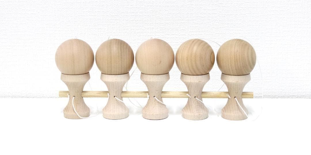 けん玉　新品　５連けん玉　木地Ｖｅｒ　秋元けん玉研究所ｘ山形工房　送料込み