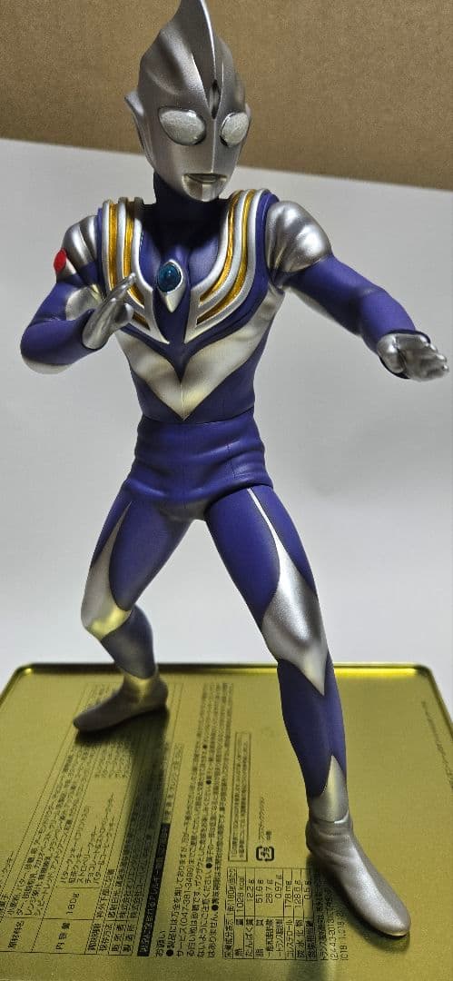 ウルトラマンティガCCP スカイタイプ