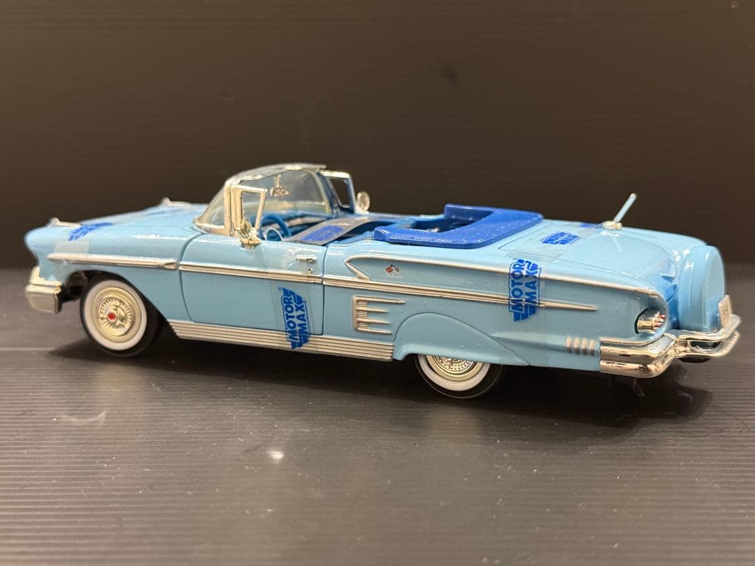 【1958年】シボレー　インパラ　コンバーチブル(新品) 【1/24スケール】