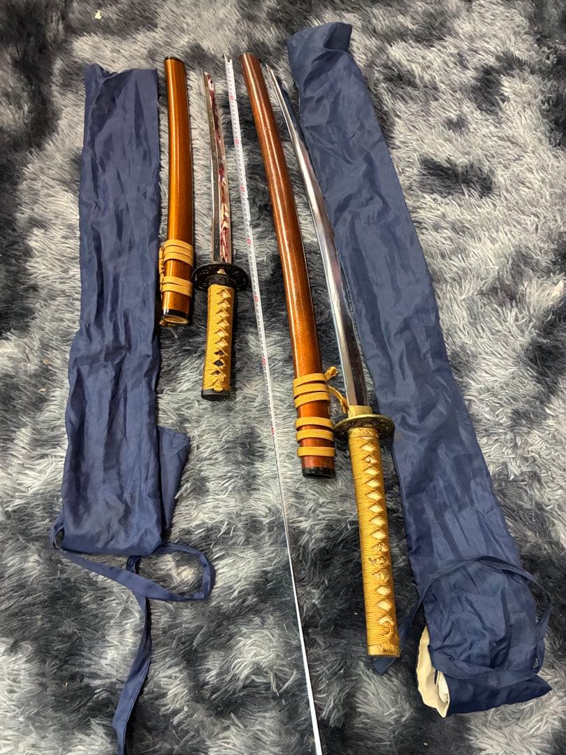 G0）模造刀 打刀と脇差2点セット 金茶漆鞘 模造刀 黒金鍔