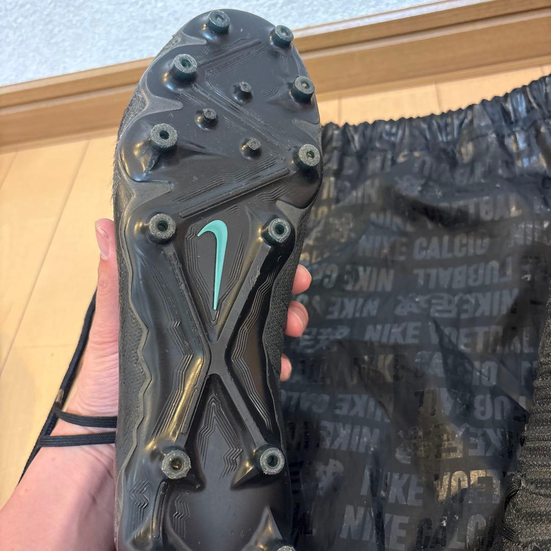 Nike ファントム　サッカースパイクブラック 収納バッグ付き