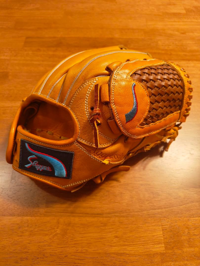 久保田スラッガー　軟式グローブ　KSN-TA6　内野用　廃盤ラベル