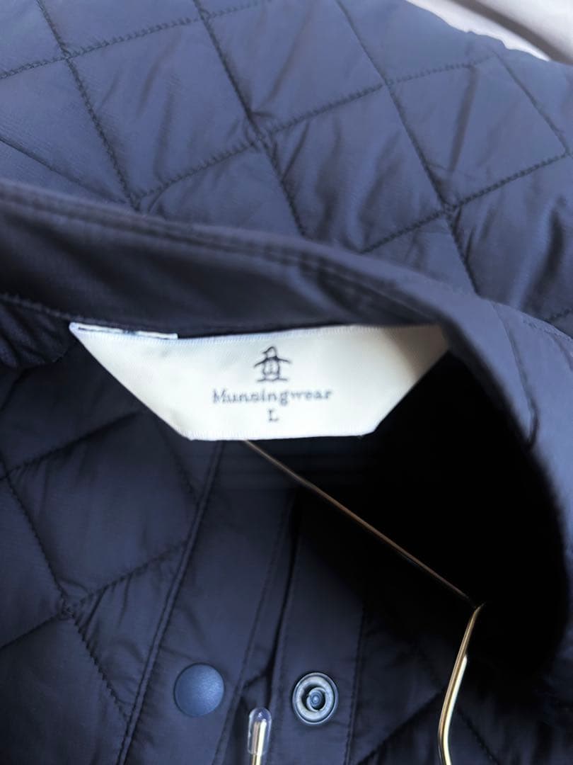 Munsingwearゴルフ美品ネイビー キルティングジャケット レディース
