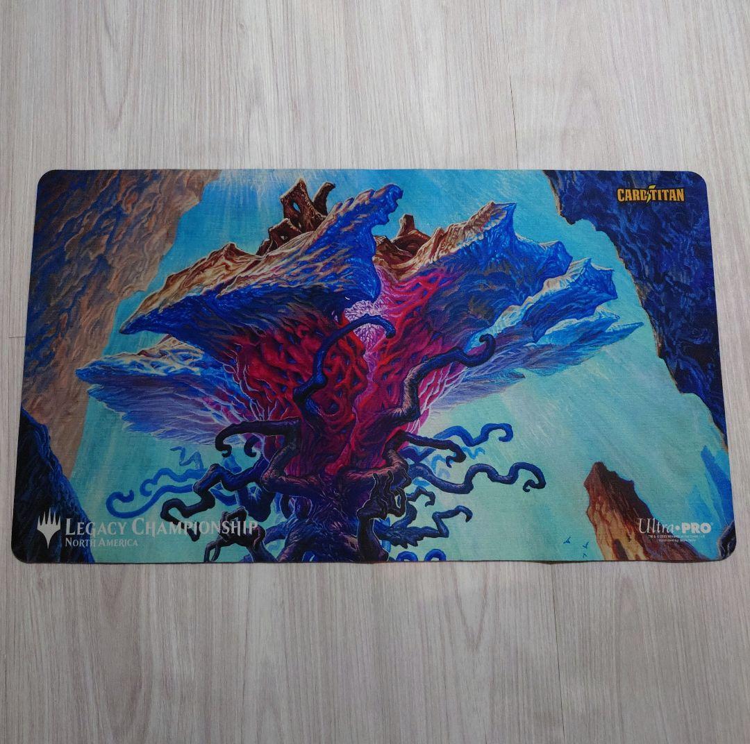 MTG 大会 ウルトラプロ 引き裂かれし永劫、エムラクール プレイマット