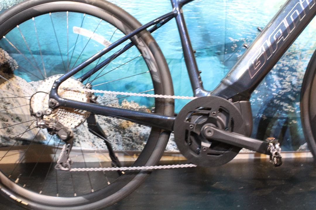 B10【中古】電動アシスト自転車/Eロードバイク/GIANT ROAD E+