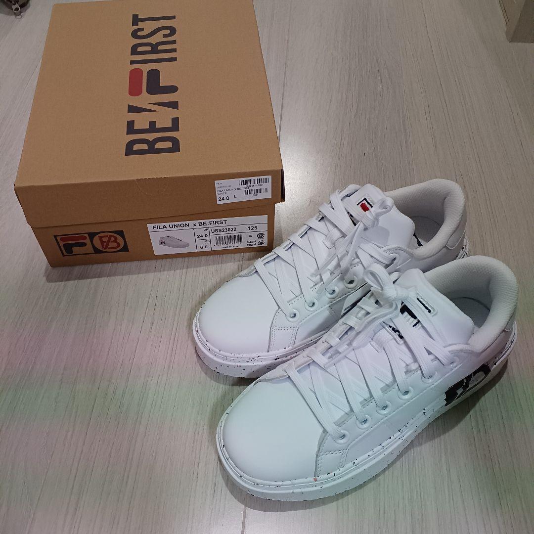 ビーファースト×FILA　スニーカー