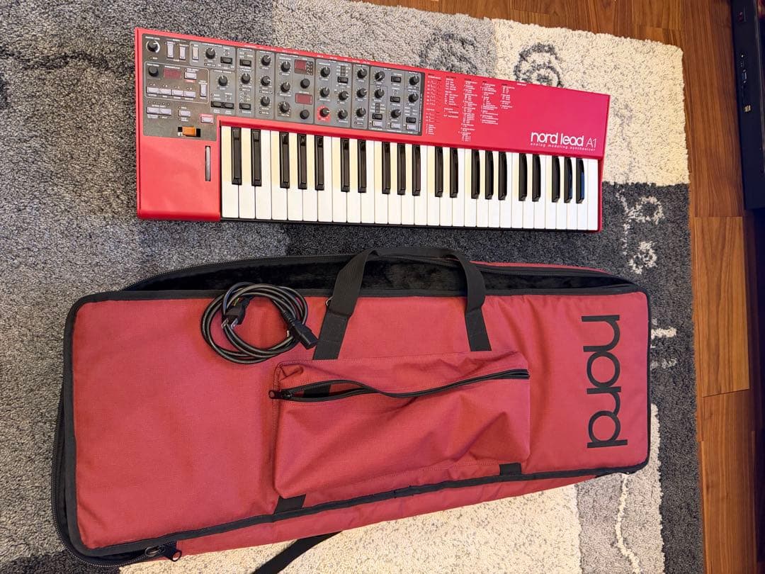 Clavia Nord Lead A1 37鍵 シンセサイザー ケース付
