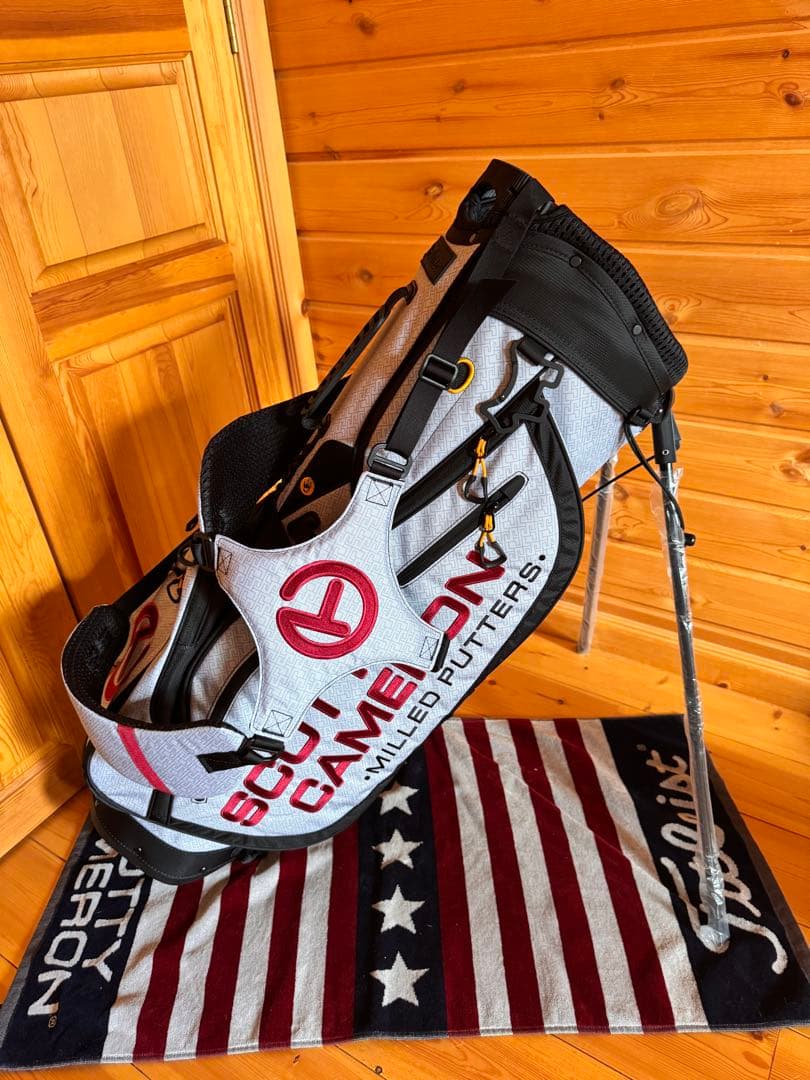 希少スコッティキャメロン SC Geo Pathfinder Stand Bag
