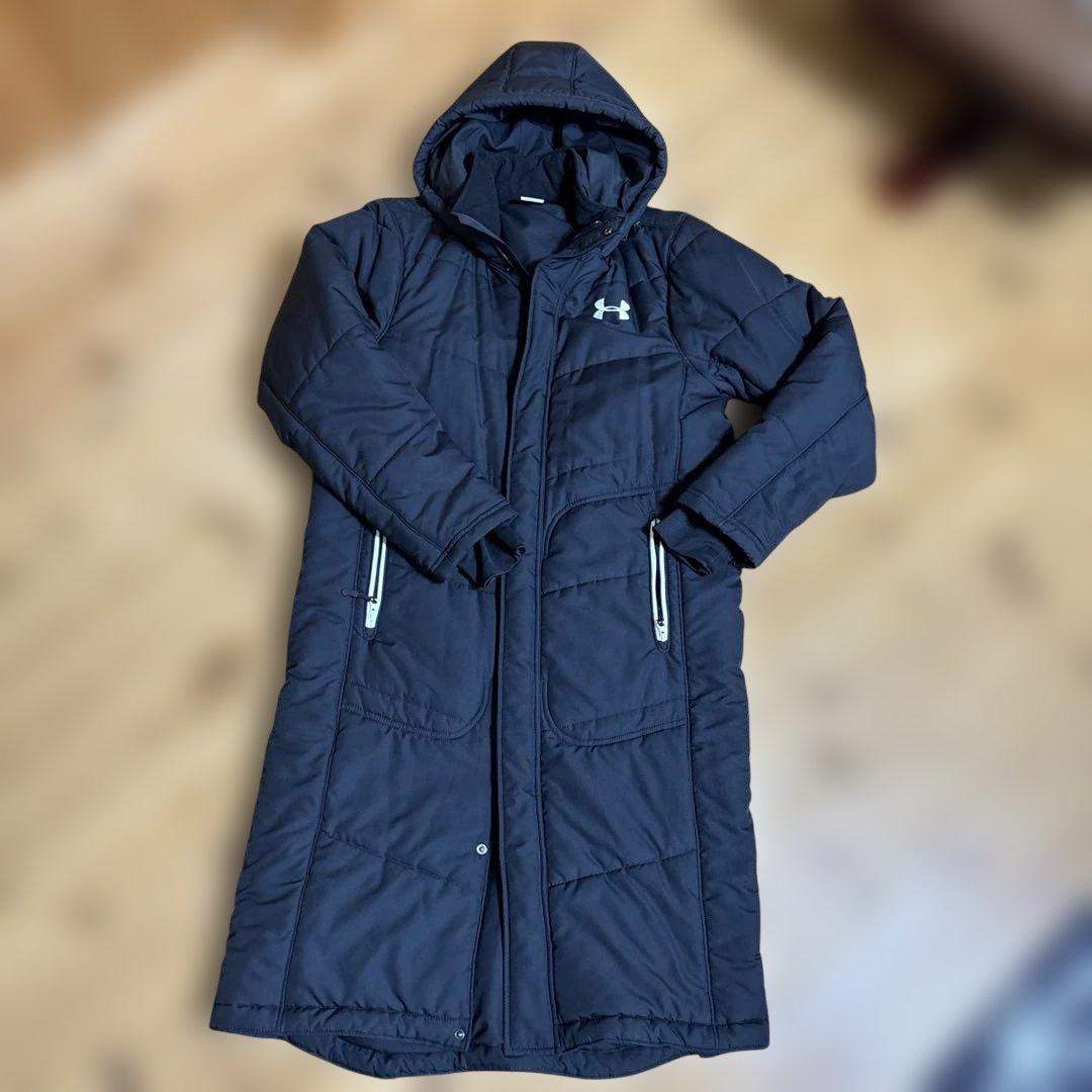 ⭐︎ お値下げ　超美品Under Armour ベンチコートM