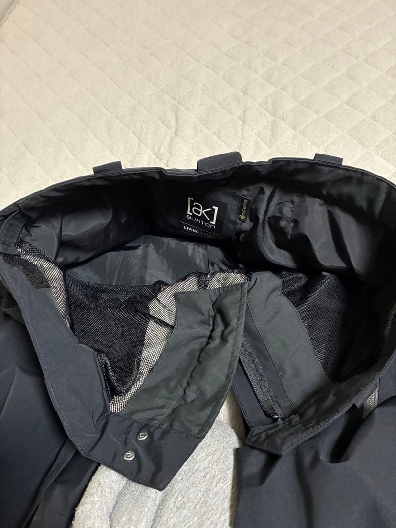 BURTON ak GORE-TEX サイクリック　黒　Mサイズ　訳あり
