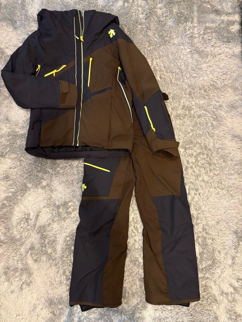 DESCENTE S.I.O 上下セット(上S、下SS)