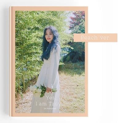 TWICE ツウィ1st写真集「Yes I am Tzuyu.」