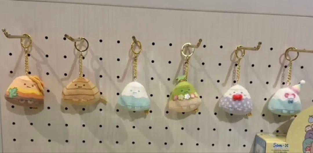 すみっコぐらし　ぬいぐるみ　やま　海外限定　コンプセット