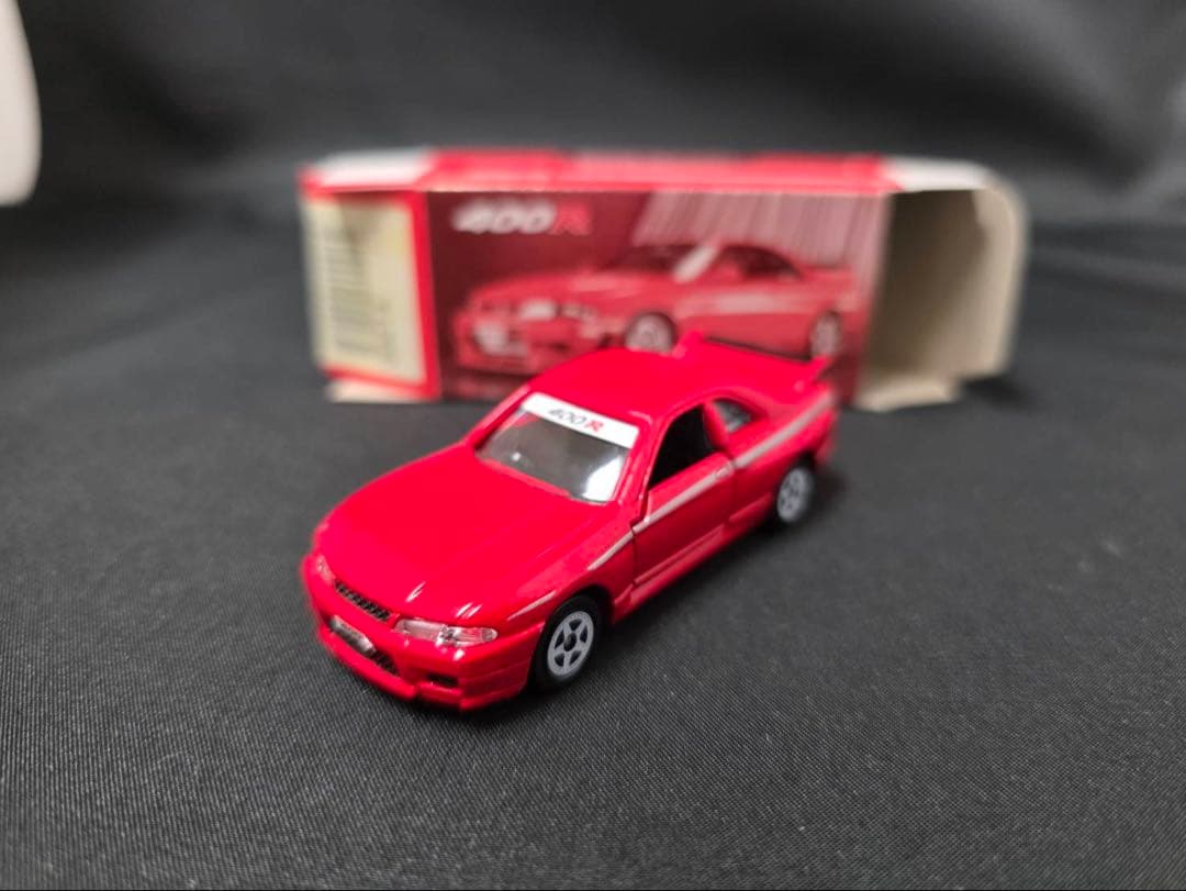 トミカ アイアイアド特注 ニッサンスカイラインGT-R R33