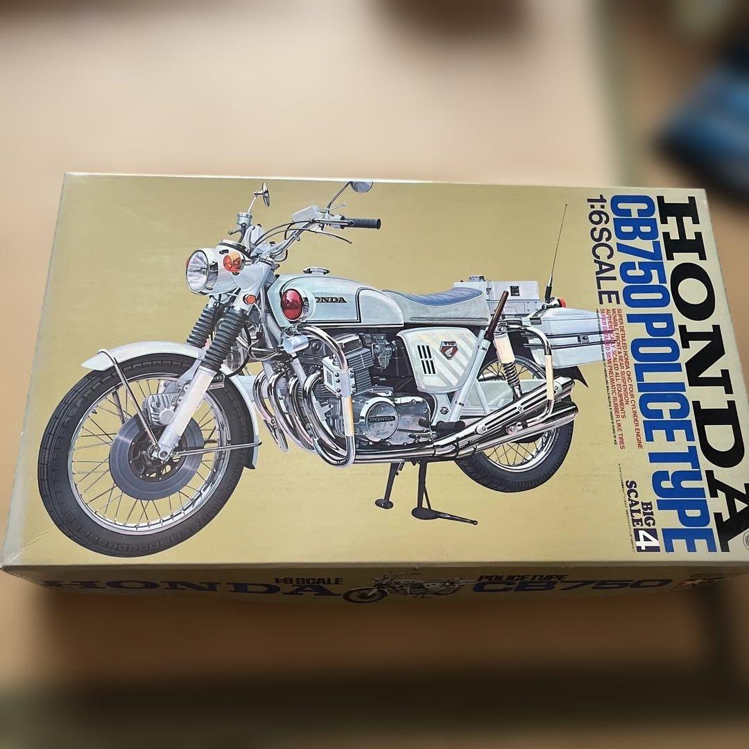 オートバイ・バイク TAMIYA HONDA CB750 POLICE TYPE 1/6