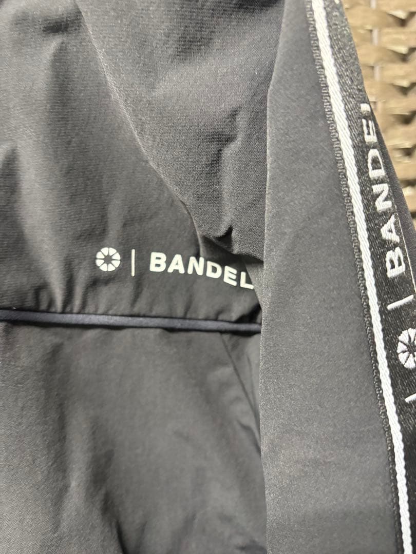 BANDEL ブラックジャケット ストライプデザイン
