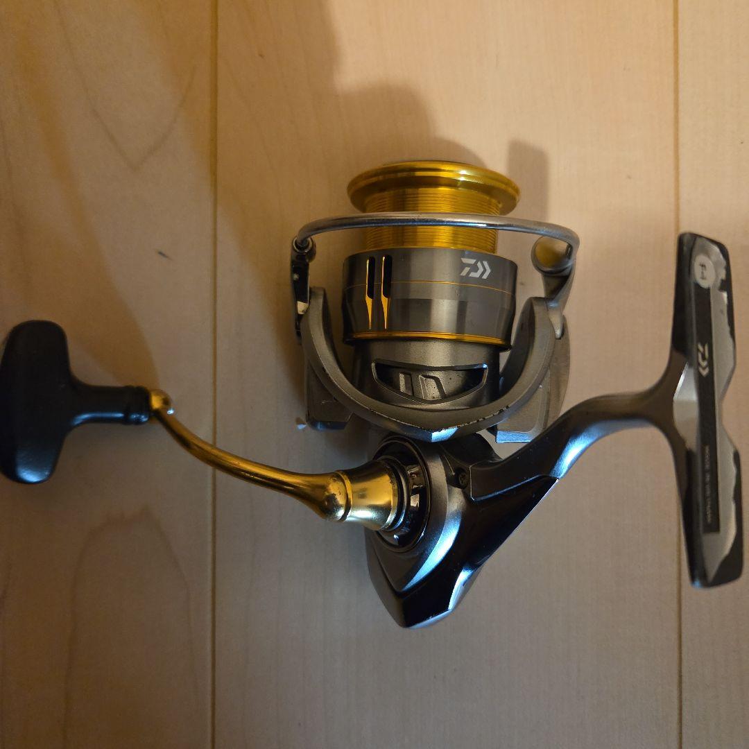 ★早い者勝ち　中古品　送料無料　DAIWA　FRAMS LT3000　１ケ★