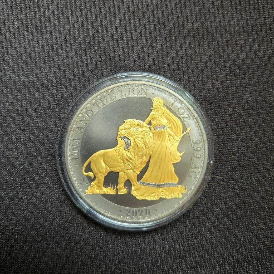 コレクション Una and the Lion Gold Black Empire 2020